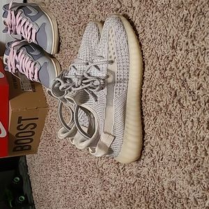 Yeezy boost 350 'static' reflective